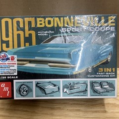 AMT 1965 Bonneville Sport Coupe 1/25 Scale 3 In 1 Model Kit Sealed AMT1260/12