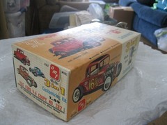AMT ’32 FORD V-8 COUPE NO. 232 CUSTOMIZING KIT 1/25 SCALE MODEL KIT-UNBUILT