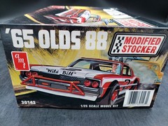 🚦😎🔥AMT # T190 1965 ’65 Oldsmobile 88 Modified Stocker Model Kit 1/25 Scale