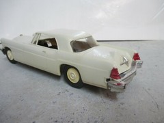 1956 A.M.T. FRICTION WHITE LINCOLN CONTINENTAL PROMO CAR