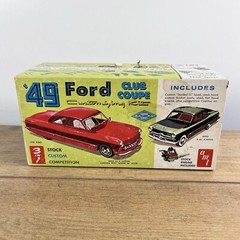Vtg AMT ’49 Ford Club Coupe 3 in 1 Trophy Series T149 Model Kit In Original Box