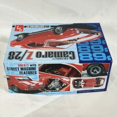 AMT 1968 Camaro Z/28 Plastic Model Car Kit 1/25 Scale 868