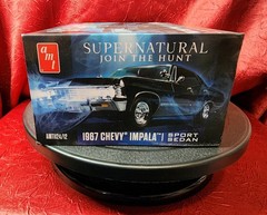 1967 Chevy Impala Supernatural 1/25 Scale Plastic Model Kit Round 2 Open Box
