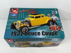 AMT American Graffiti 1932 Deuce Coupe 1:25