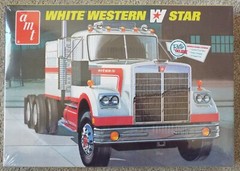 1/25 White Western Star Big Rig Tractor AMT #724 Shrink Wrapped MISB