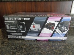 2005 CADILLAC ESCALADE EXT 1/25 AMT ROUND2 NEW SEALED 2022