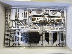 NuNu 1:24 Scale Kremer Porsche 935 (K3) 1979 Le Mans Winner model kit # PN24006