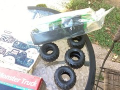 Revell Monogram 85-1901 Snaptite Grave Digger Monster Truck 1/25 Model Kit