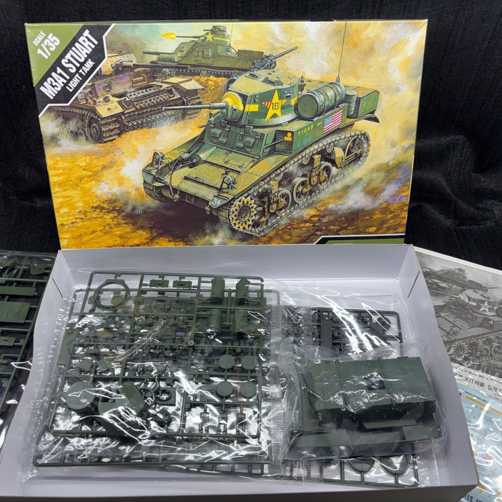 M3A1 STUART LIGHT TANK: Academy Model Kit 13269 1/35 Open Box With Sealed Sprue