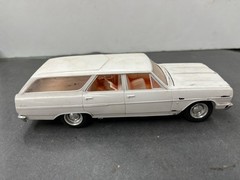 C18 AMT 1964 Chevy Chevelle Station Wagon built 1/25 vintage ANNUAL model McM