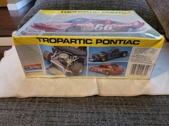 Monogram Tropartic pontiac #66 red scale 1:24 skill level 2 Model Kit Sealed