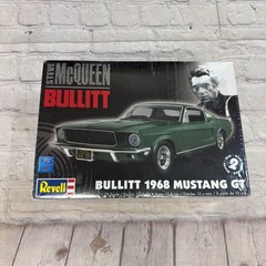 Revell Bullitt 1968 Ford Mustang GT 1/25 Scale Model Kit Steve McQueen D120 -1