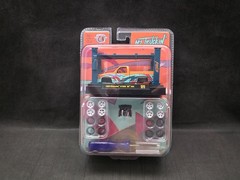 M2 Machines 1990 Chevrolet C1500 SS 454 – 1:64 Scale Diecast Model Kit (R88)