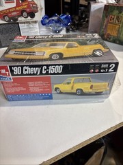 AMT ’90 Chevy C-1500, Sportside, 1/25 scale !!Factory Sealed!! Vintage!