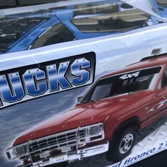 Monogram Trucks 1980 ’80 Ford Bronco 2 ‘n 1 85-7214 Sealed 1:24 Scale