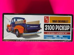 1950 CHEVROLET 3100 PICKUP TRUCK MODEL KIT AMT RONND 2 1/25 SCALE NEW SEALED!!!!
