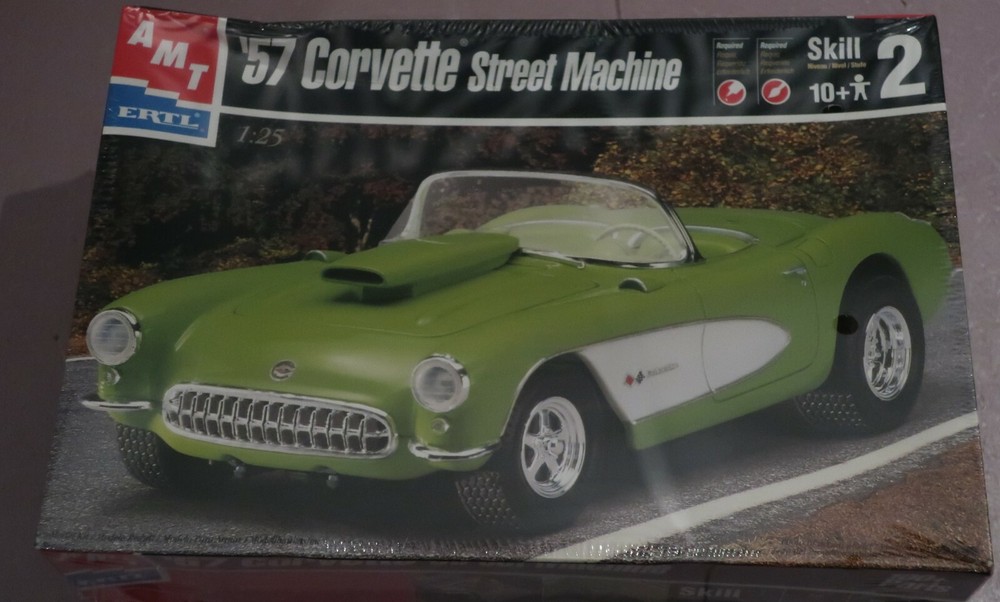1957 Corvette NOS vintage AMT car model kit Issued in 1998