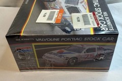 NEIL BONNETT #75 VALOLINE PONTIAC STOCK CAR Vintage Model Kit New Factory Sealed