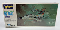 Hasegawa Mcdonnell-Douglas RF-101C Voodoo Model Kit *Sealed* 1:72 Scale