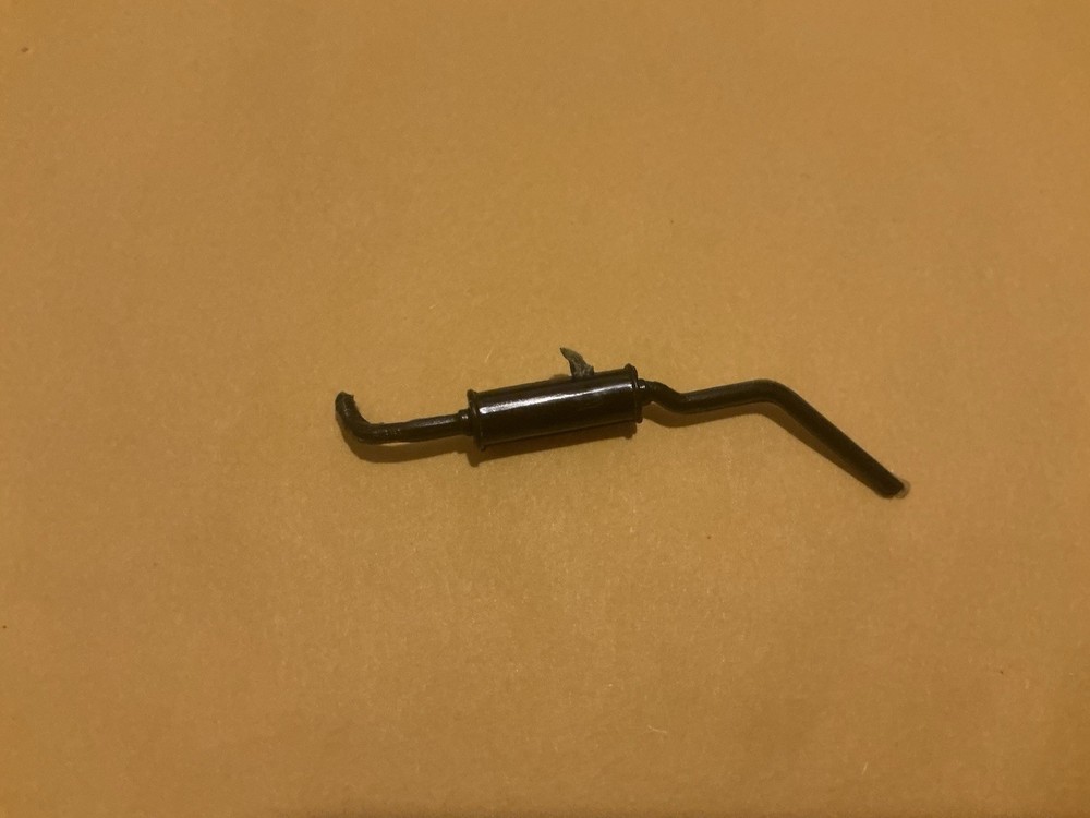 1/35 scale Model Parts 1 1/2 Personnel Carrier Muffler Only