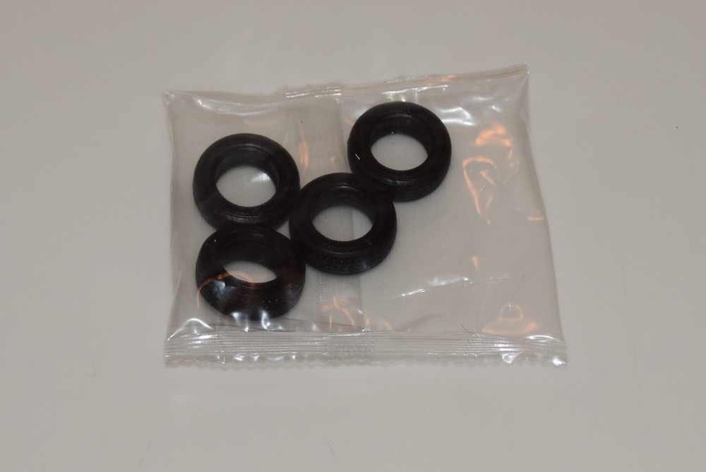AMT 1967 SHELBY GT-350 800M/12 ⭐PARTS⭐ RUBBER TIRE PACKAGE 1:25