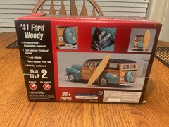 AMT Custom Shop ’41 Ford Woody Predecorated 1/25 Scale Model Kit 30248 New