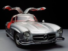 MERCEDES BENZ 300 SL GULLWING #24338 1/24 TAMIYA