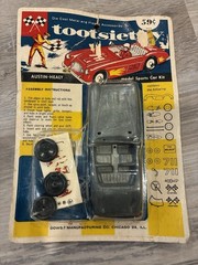 Vintage 1950s-60s Tootsietoy Austin Healy Model Sports Car Kit