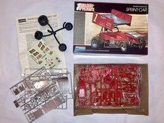Monogram “World of Outlaws” Sprint Cars 1:24 Scale Plastic Model Kits Lot of 4