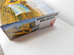 Sealed 1/25 Amt Construction Bulldozer Plastic Model Kit #AMT1086/06