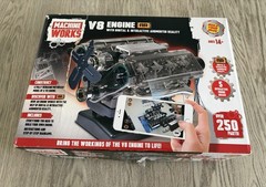 MACHINE WORKS V8 ENGINE AR w/ DIGITAL & INTERACTIVE AUGMENTED REALITY 2020
