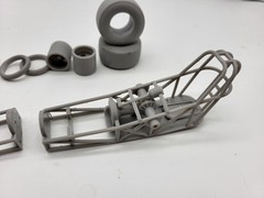 1960s Front Engine Dragster With Two V8s, 1/25 Scale Mode Kit