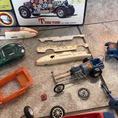 VINTAGE LOT MODEL KITS PLASTIC CARS HOT ROD PARTS and built body