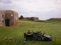 RETIRED Build-a-Rama 1:32 Deluxe WWII “Normandy Bunker – 6” Color Back Drop