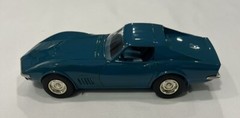 AMT ERTL 1970 Chevrolet Corvette LT-1 (Mulsanne Blue) 6878 w/ Package