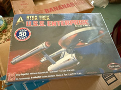 Star Trek U.S.S. ENTERPRISE NCC-1701A Snap Together – MODEL 4200