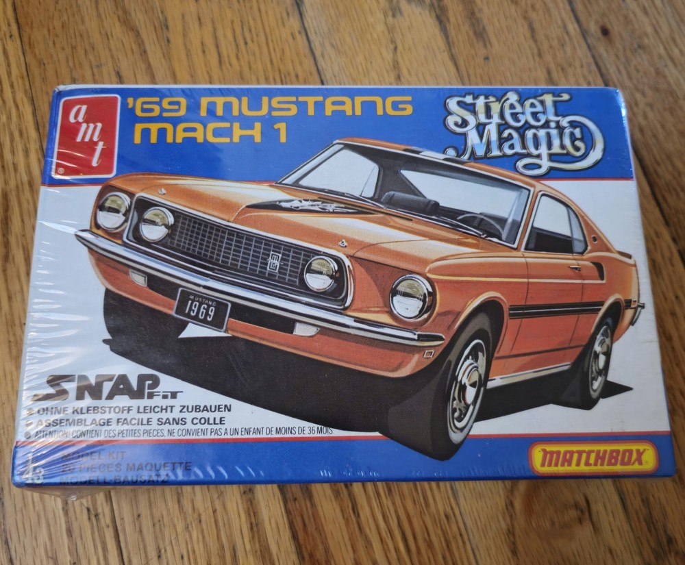 AMT ’69 Mustang Mach 1 Model Kit 1:43