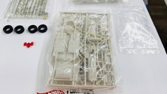 Model Kit 1967 Ford Mustang 2+2 Fastback AMT 1:25 Open Complete See Photos