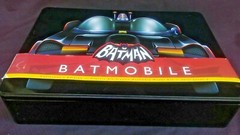 Polar Lights 1966 TV Show 1/32 Batmobile Collector’s Edition Metal Tin Box Model