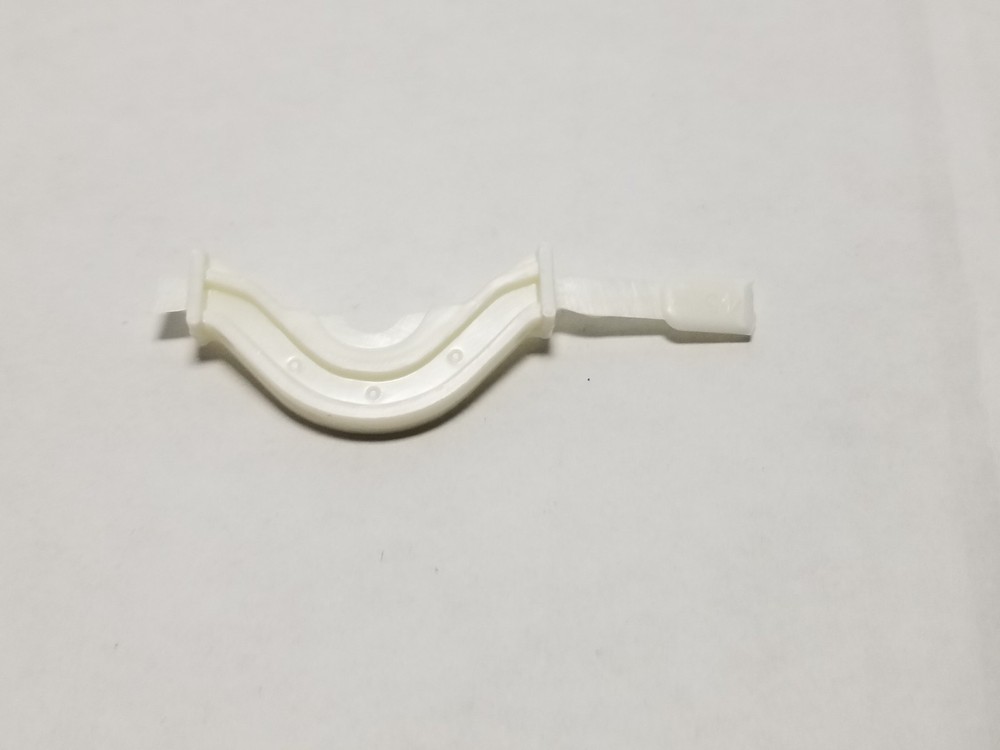 Diamond REO Truck Tractor ENGINE MOUNT / CROSSMEMBER for 1:25 AMT Model Kit