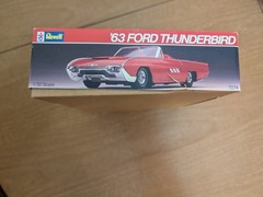 REVELL 63 FORD Thunderbird 1:32 SCALE and Monogram 56′ T-Bird