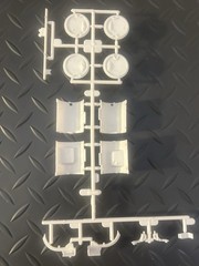 Mack R685ST 1/25 AMT Big Rig Semi Truck Model Parts Round Fuel Diesel Tanks