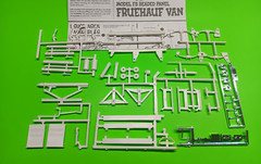 F-2 Tandem Suspension Front Support Legs 1/25 Fruehauf Van Trailer AMT Tractor