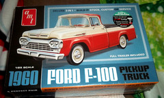 AMT 1960 FORD F-100 PICKUP TRUCK W/ TRAILER 1/25 MODEL KIT COLLECTIBLE NEW BOX