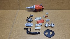 1969 Chevy Camaro Z/28 ENGINE PARTS MISSING BIG 1/12 Scale Monogram Model Kit