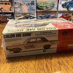 Lindberg Color Me Gone 1964 Dodge 330 Super Sport Kit # 72156 Factory Sealed