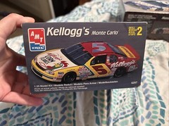 AMT ERTL Kellogg’s Monte Carlo #5 Terry Labonte Corn Flakes 1:25 Model Kit