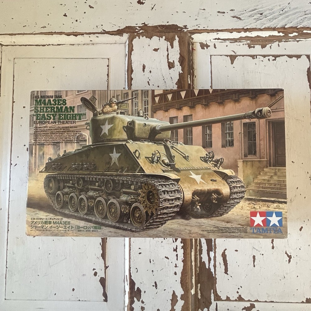 1/35 Tamiya US M4A3E8 Sherman Easy Eight #35346 Model Kit New