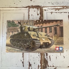 1/35 Tamiya US M4A3E8 Sherman Easy Eight #35346 Model Kit New