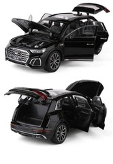 1:24 Scale AUDI Q5 Alloy Diecast Model Car – SUV Toy Vehicle with Sound & Light